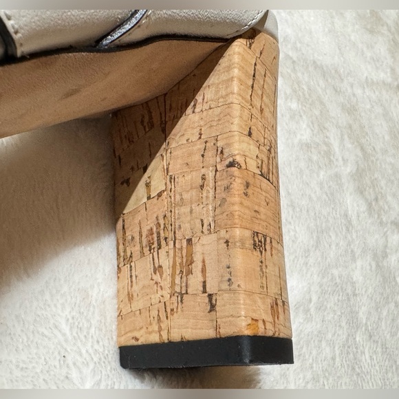 Jimmy Choo Sz 7.5 (37.5) white Sandals w/ Chunky Cork Heel - Excellent Condition - Picture 12 of 16